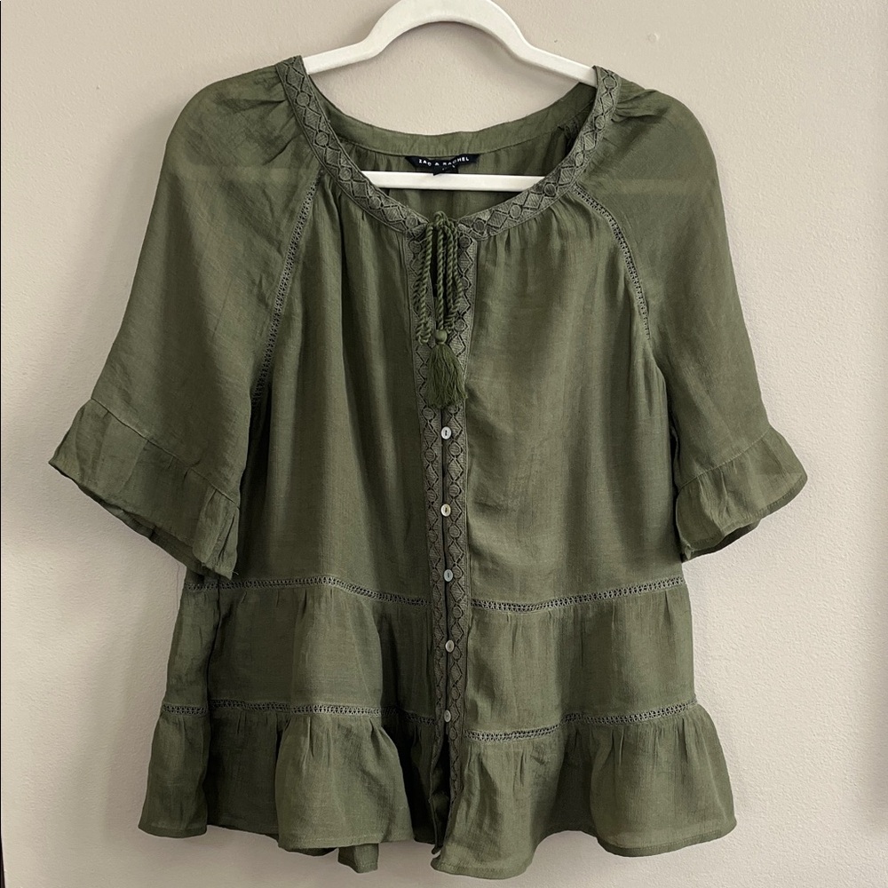 Zac & Rachel olive green flutter sleeve ladder stitch peasant top size large